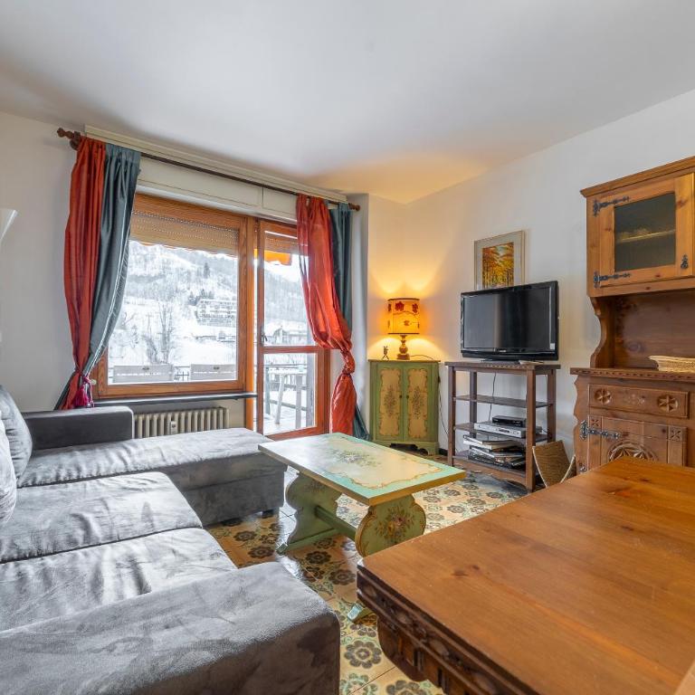 Appartamento Panoramico Vista Maneggio e Piste da Sci - Appartamento con 2 Camere da Letto - 1