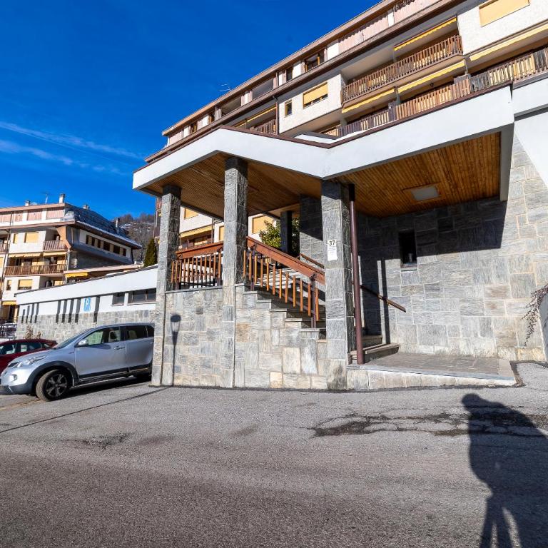 Appartamento Panoramico Vista Maneggio e Piste da Sci - Appartamento con 2 Camere da Letto - 15