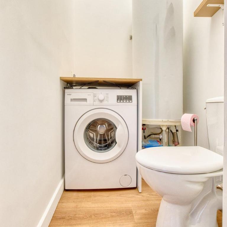Derrière les vitraux, appartement climatisé - Appartement Standard - 20