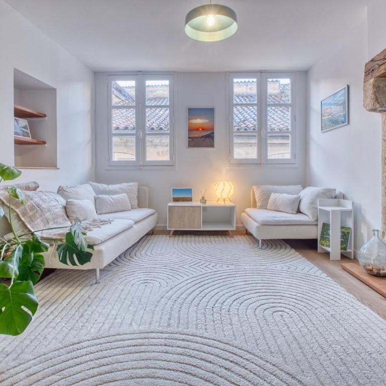 Derrière les vitraux, appartement climatisé - Appartement Standard - 1