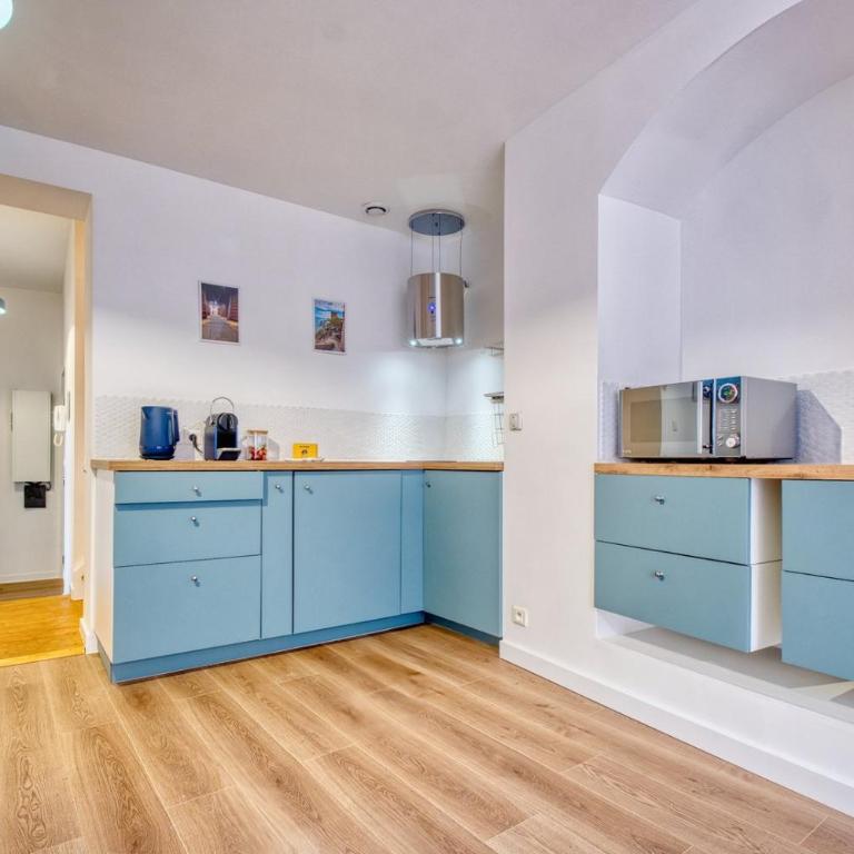 Derrière les vitraux, appartement climatisé - Appartement Standard - 6