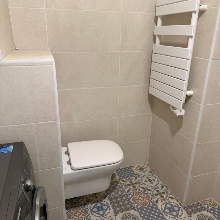 Appartement tout équipé & lumineux - Jardin terrasse et parking privé - Appartement 1 Chambre avec Jardin - 14