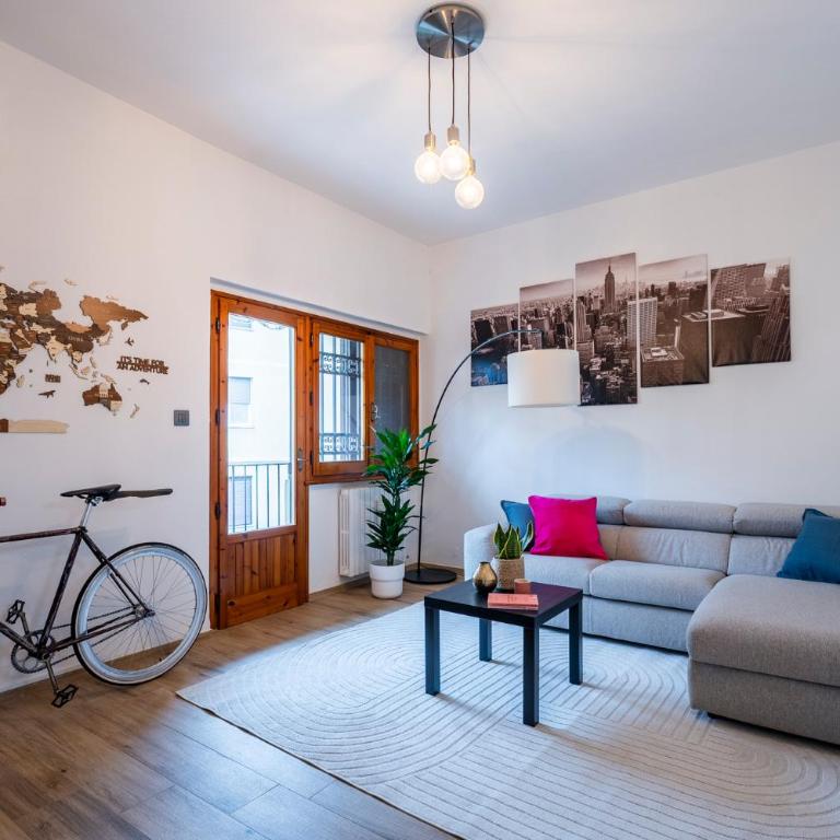 Cozy 2 bedrooms Home, 8' Airport, 15' Center - Appartamento con 2 Camere da Letto - 4
