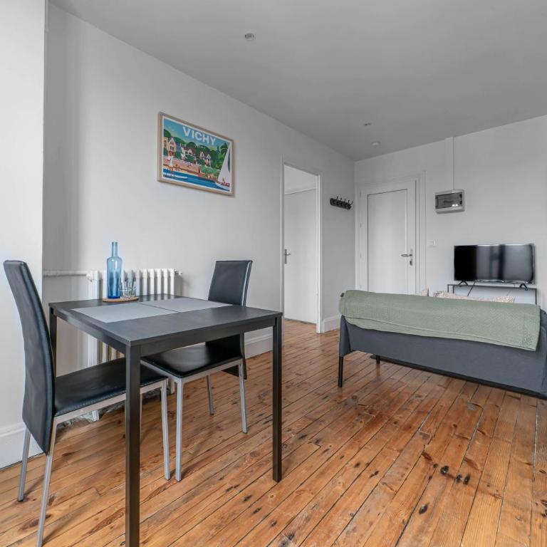Résidence Celestins - Appartements centre avec parking - Appartement avec Balcon - 13