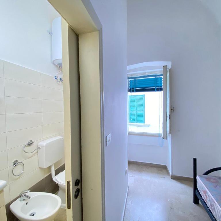 Pace e Mare 2 di Antonietta Gallipoli Centro Storico - Appartamento con 2 Camere da Letto - 10