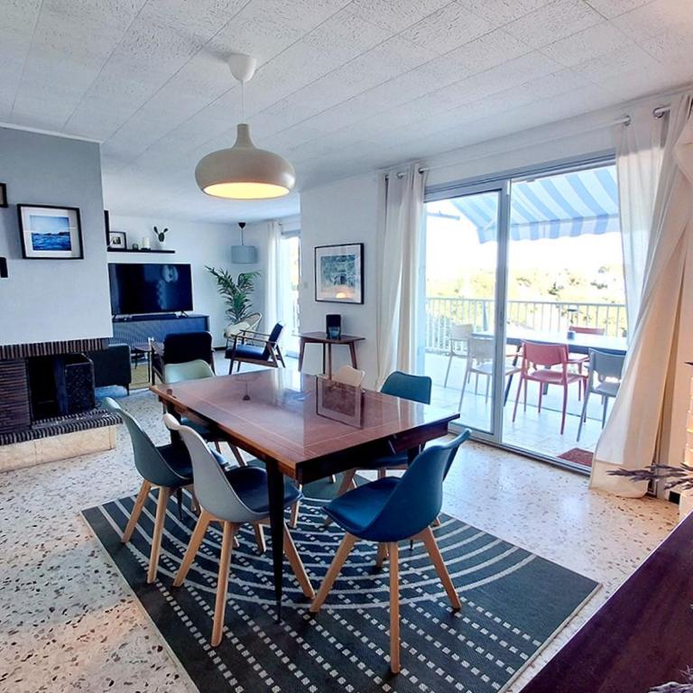Villa Françoise pour 10 personnes avec vue mer et piscine chauffée à Carqueiranne - Maison 5 Chambres - 14