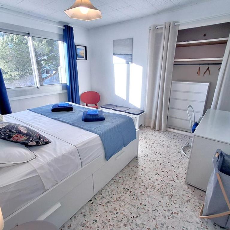 Villa Françoise pour 10 personnes avec vue mer et piscine chauffée à Carqueiranne - Maison 5 Chambres - 20
