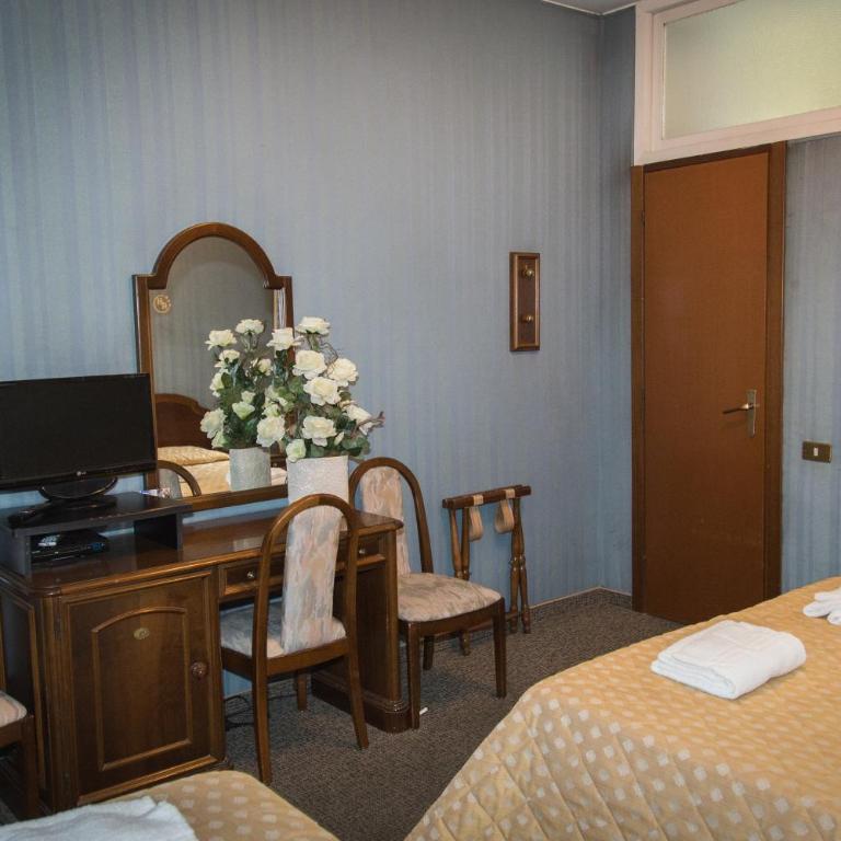 Hotel Accursio - Camera Tripla - 1