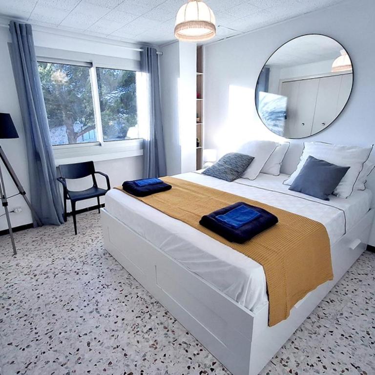 Villa Françoise pour 10 personnes avec vue mer et piscine chauffée à Carqueiranne - Maison 5 Chambres - 23