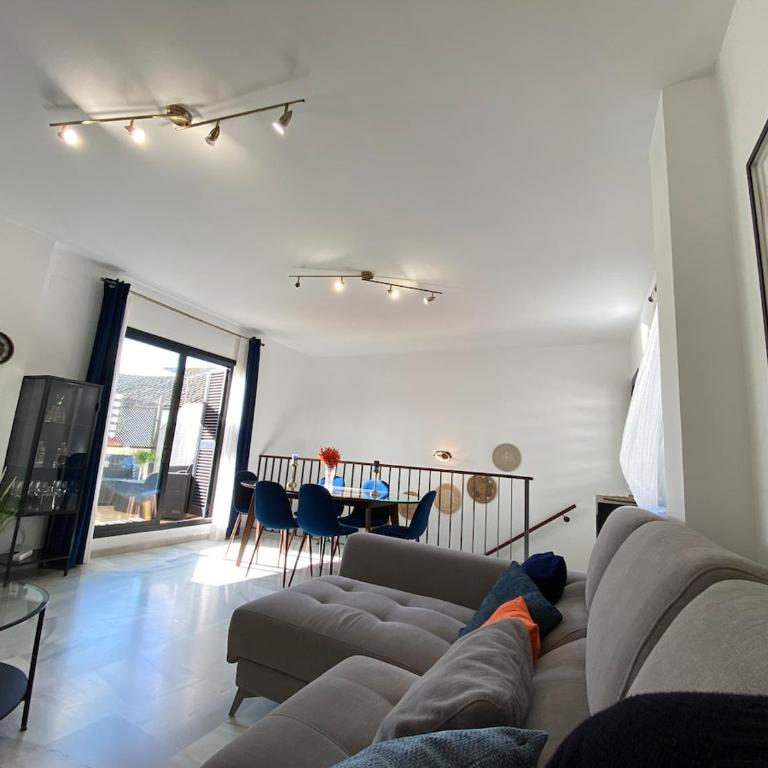 Dúplex Casco Histórico, terraza, garaje - Apartamento de 2 dormitorios - 12