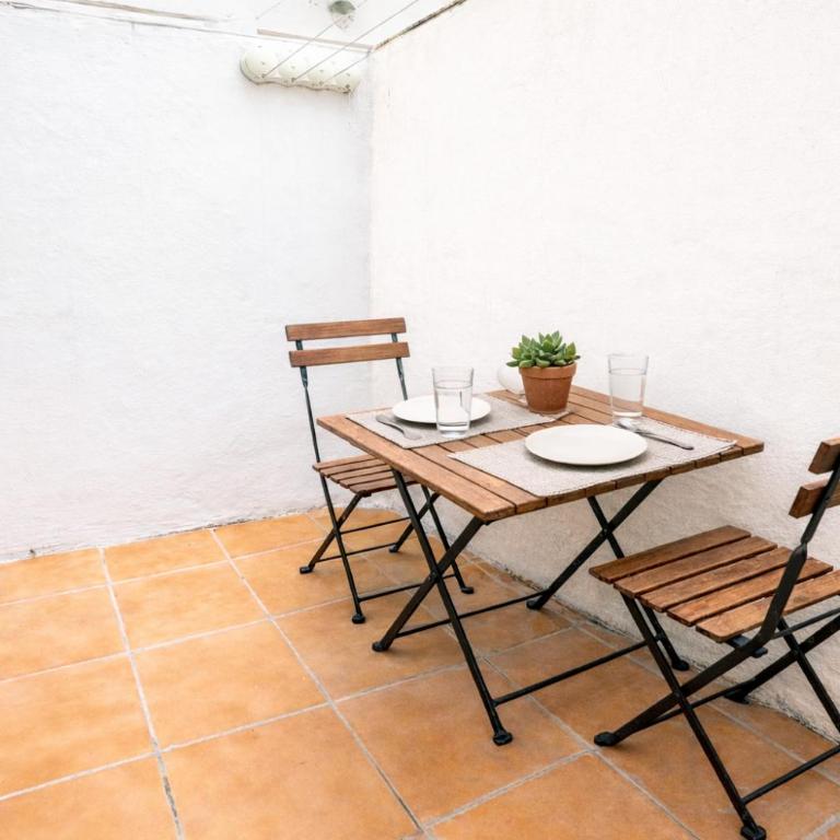 Apartamento amplio con terraza en zona tranquila de Madrid - Apartamento de 1 dormitorio - 6