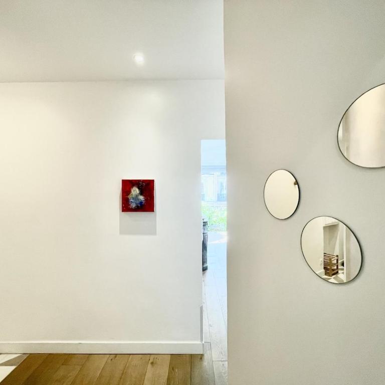 Parisian Home 2 bedrooms Montorgueil 090 - Three-Bedroom Apartment - 19