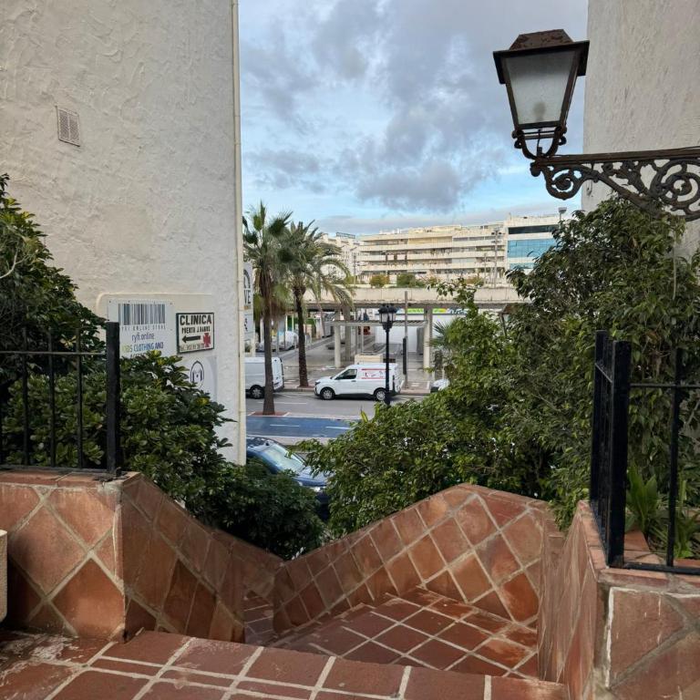 Apartamento dentro de Puerto Banus - Two-Bedroom Apartment - 19