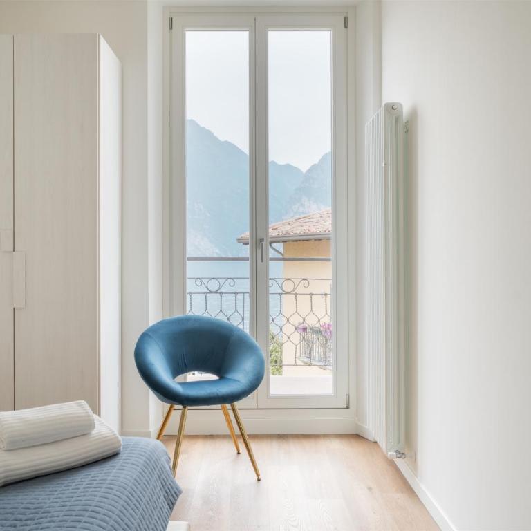 GARDA LIVING APARTMENTS Torbole 2 - Apartment mit 2 Schlafzimmern und Seeblick - 3