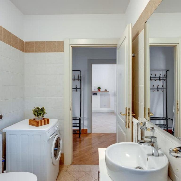 Il Broletto Apartment - Affitti Brevi Italia - Apartment - 12