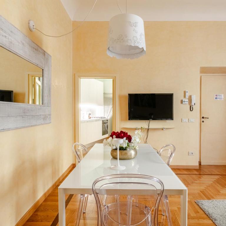 Art Apartment Oltrarno - Appartamento con 2 Camere da Letto - 8