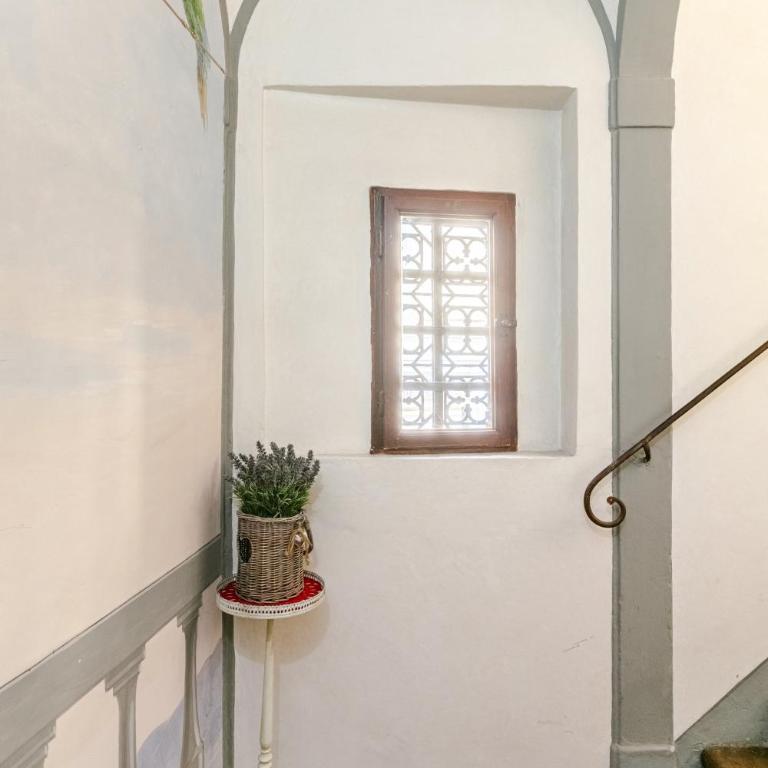 Art Apartment Oltrarno - Appartamento con 2 Camere da Letto - 30