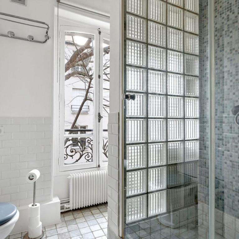 Hawkins Suite Park View in Paris - Appartement avec Vue sur le Parc - 14
