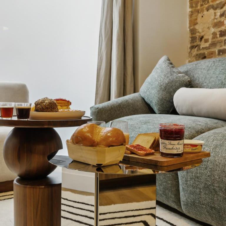 Lavie Maison Marais Hot Tub AC - Apartment - 11