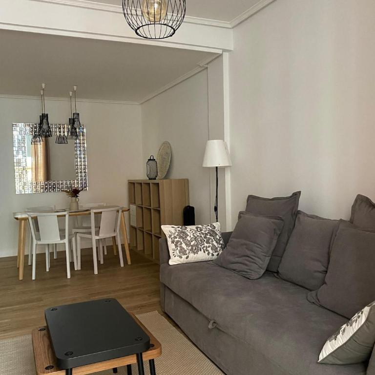 Ekhilore II Bilbao Old Town - Two-Bedroom Apartment - 10