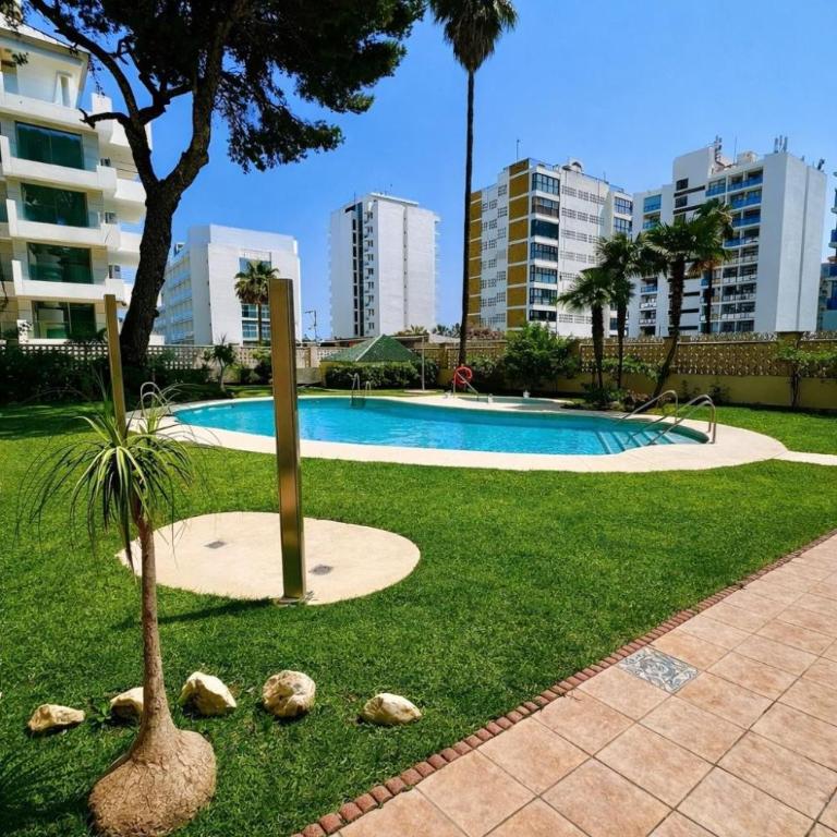 2 Bedroom Apartment in Puerto Marina - Apartamento de 2 dormitorios con balcón - 19