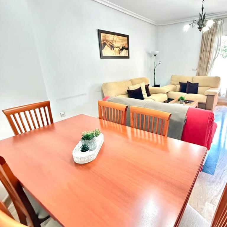 2 Bedroom Apartment in Puerto Marina - Apartamento de 2 dormitorios con balcón - 12