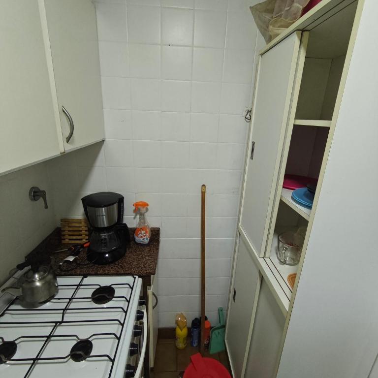 Monoambiente 3 personas La Perla a 150mts de la playa - Apartamento de 1 dormitorio - 5