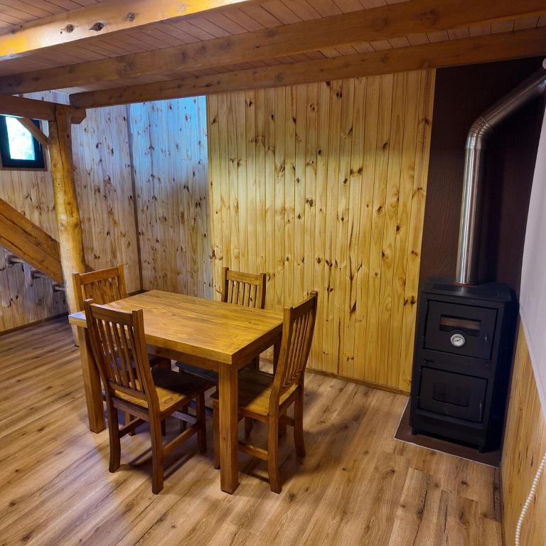 Premium Cabin in El Bolsón - One-Bedroom Chalet - 3