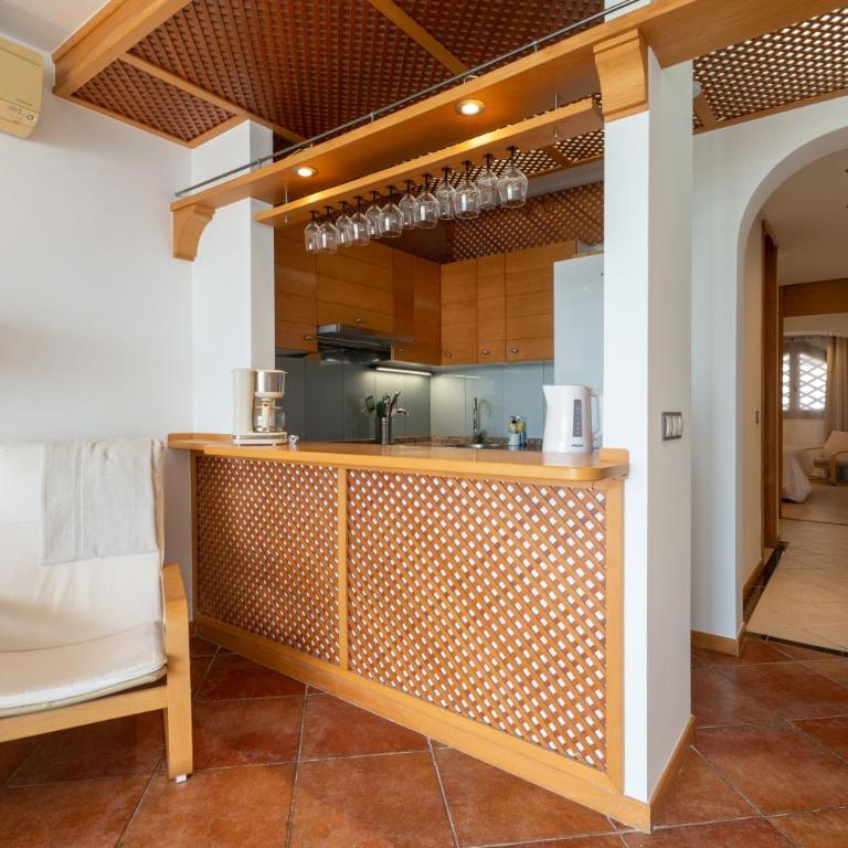 Acogedor dúplex 8B con amplia terraza y vistas al mar - Apartamento de 2 dormitorios - 13
