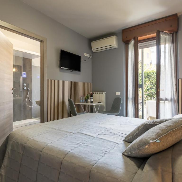 Residenza Il Fiore - Camera Matrimoniale Deluxe con Vasca - 3