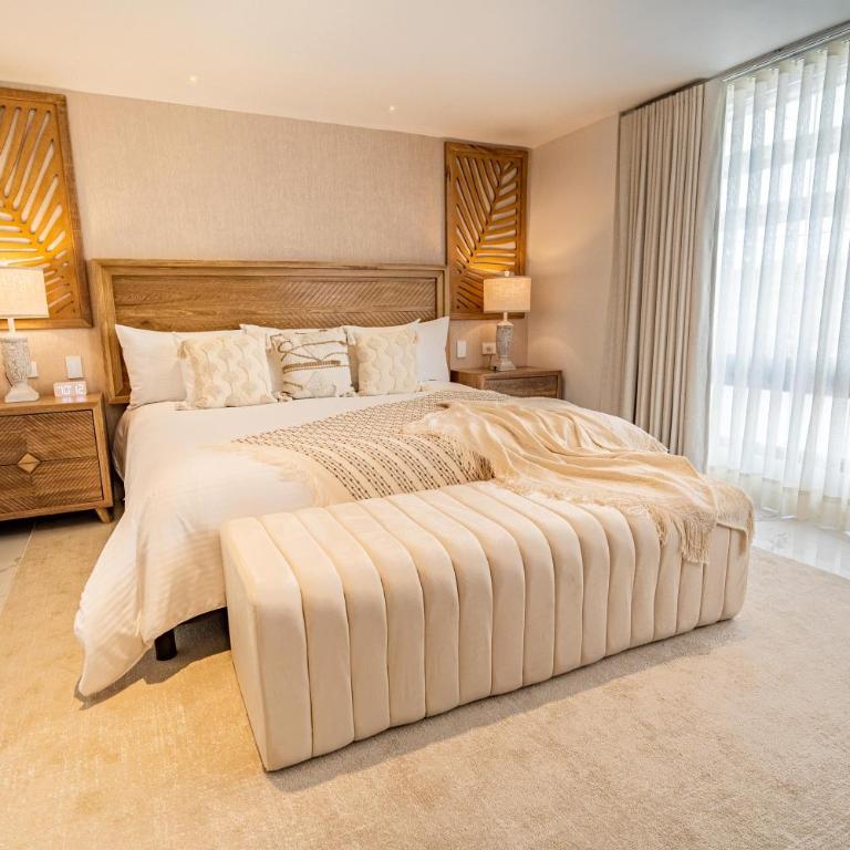Berthas Collection By EM Hotels - Deluxe Room - 2