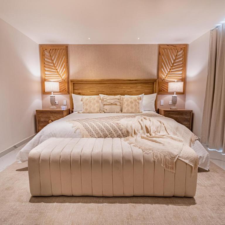 Berthas Collection By EM Hotels - Deluxe Room - 3