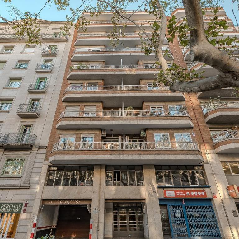 Sant Joan Design Apartment - Two-Bedroom Apartment - 35
