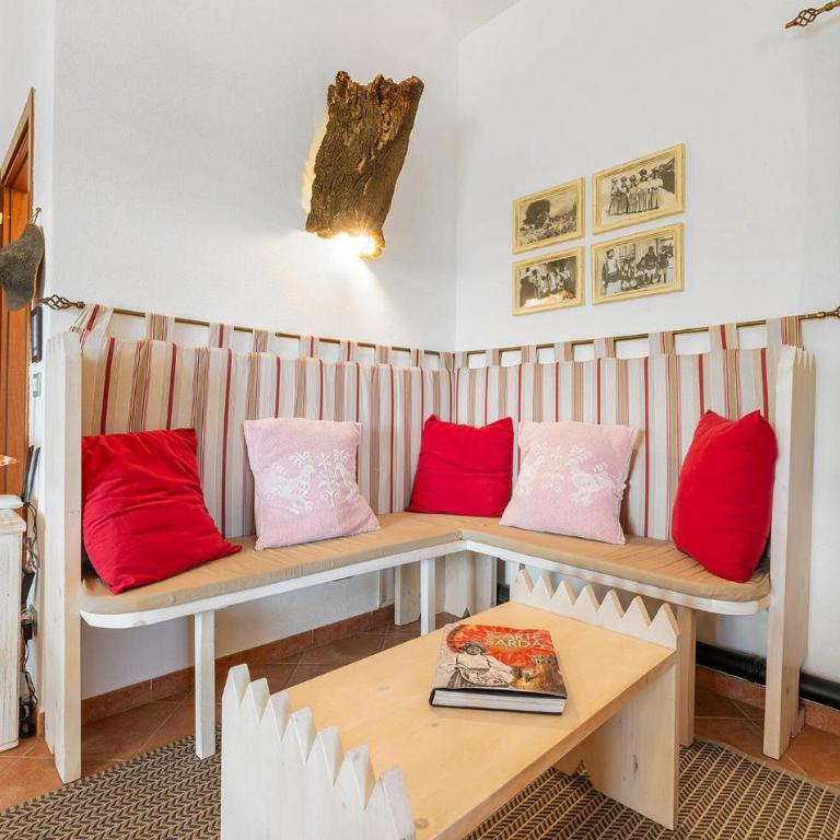 Stunning Home In Orosei With Wifi - Casa Vacanze con 2 Camere da Letto - 4