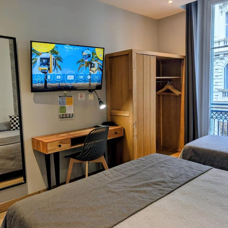 H33 Hôtel - Chambre Triple - 9