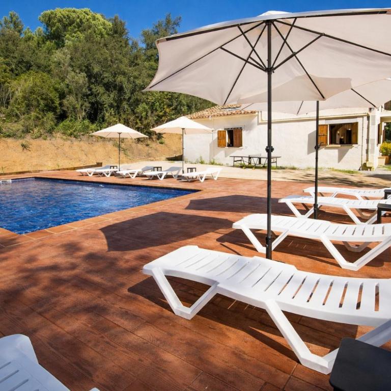 Catalunya Casas: Spacious Villa Vera up to 24 guests, a short drive to Blanes! - Villa con piscina privada - 25