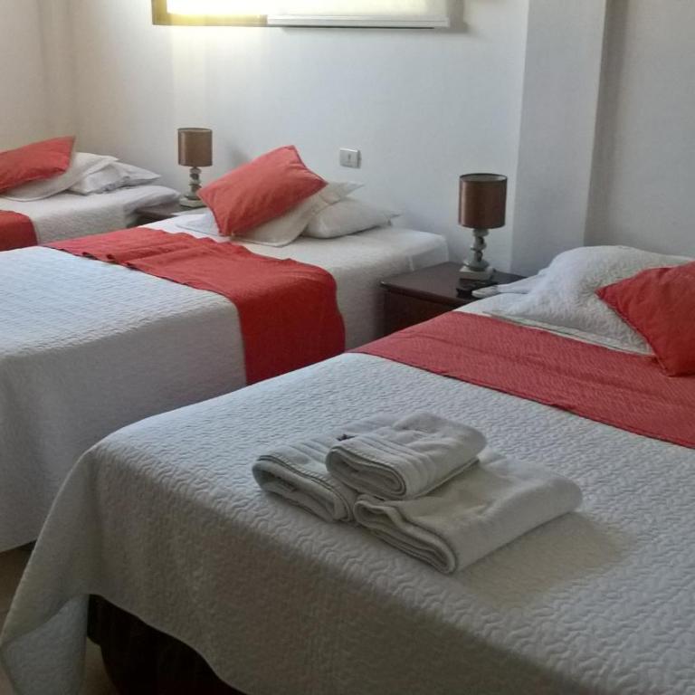Hostal Costa del Pacifico - Triple Room - 1