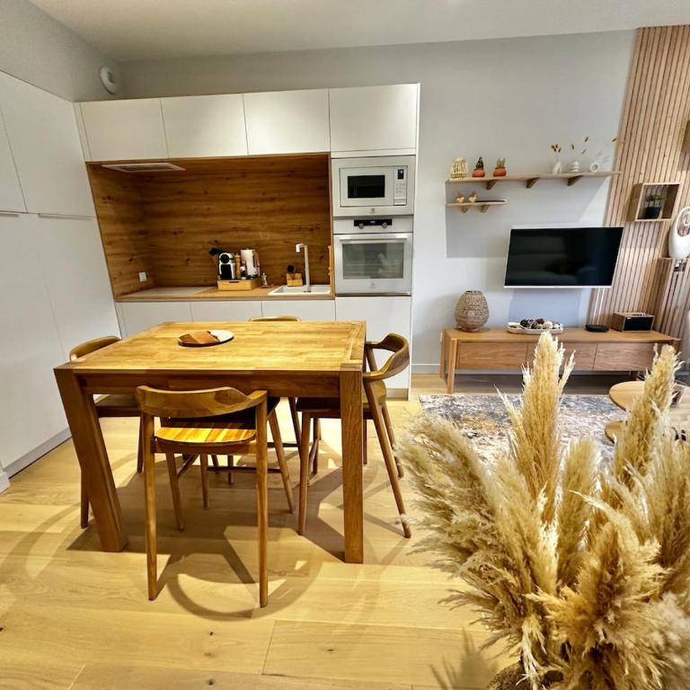 Margarita - Superbe appartement T2 avec parking et terrasse à 2 pas de la plage - Superior One-Bedroom Apartment with Balcony - 15