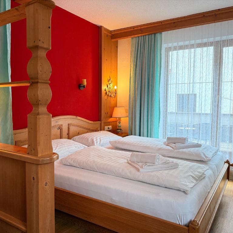 Tieflehner Hof Pitztalhaus Hotel - Vierbettzimmer - 2