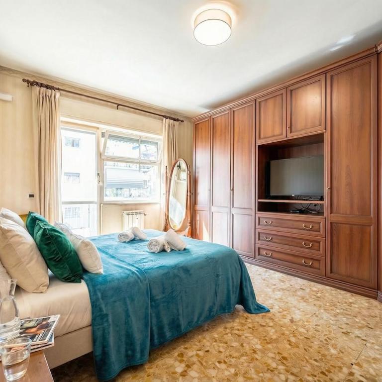 Bright Apartment 2 Min from Metro Station - Appartamento con 1 Camera da Letto - 11