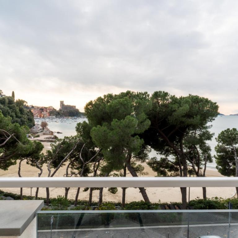 Hotiday Lerici Porto - Camera Matrimoniale Superior - 4