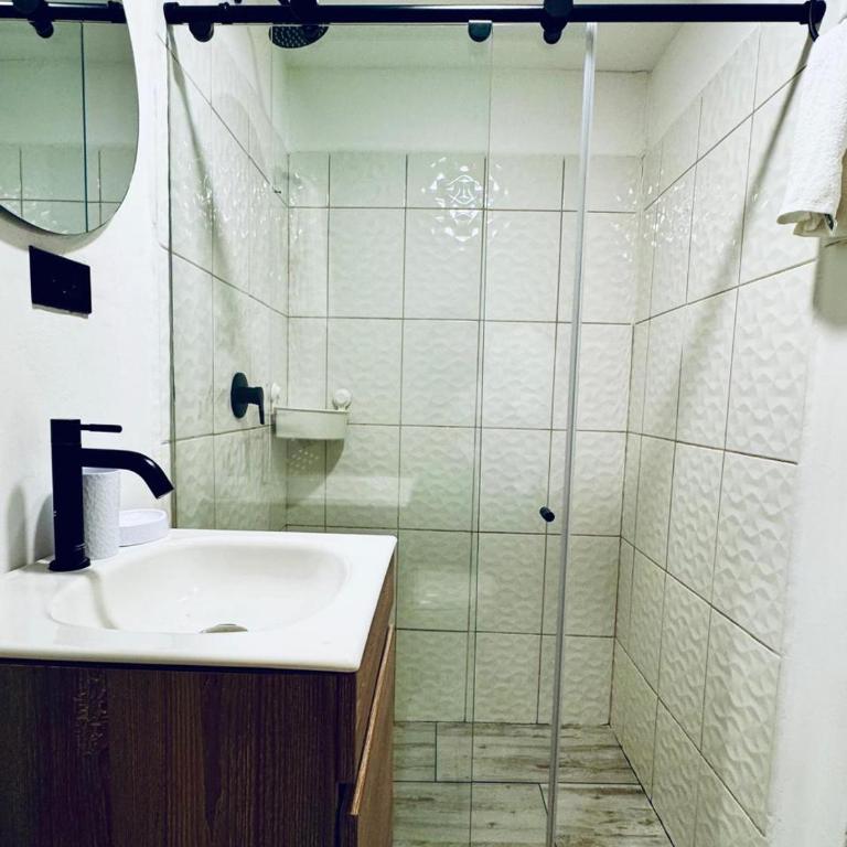 Apartaestudio Lucia Metro House 2 - One-Bedroom Apartment - 8