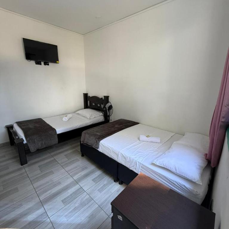 HOTEL PUERTO DULCE - La Virginia - Standard Triple Room - 3