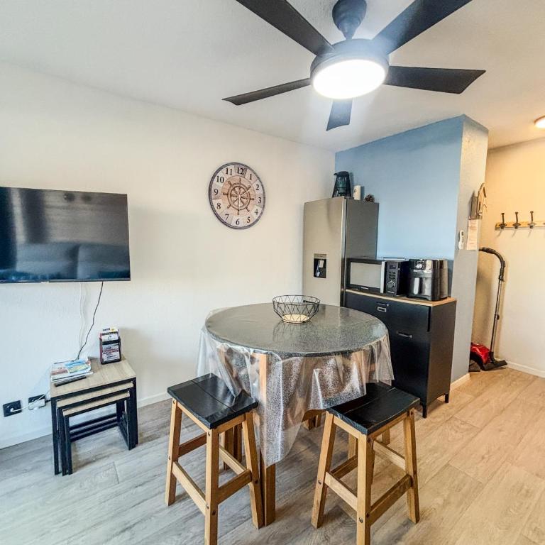 Studio face au port, Place de parking, Boite à clés - Apartamento de 1 dormitorio - 12