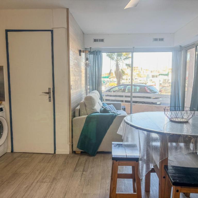 Studio face au port, Place de parking, Boite à clés - Apartamento de 1 dormitorio - 25