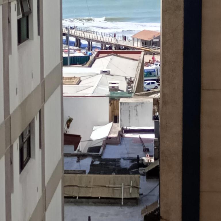 2 ambientes c cochera a 100 metros del mar Edificio estrella de mar - One-Bedroom Apartment with Balcony - 10