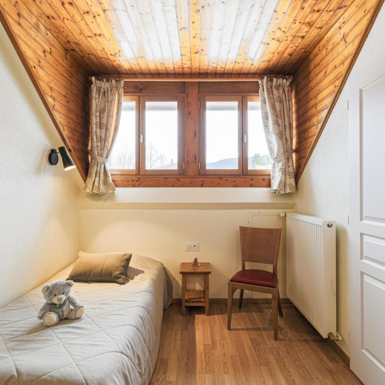 Hôtel Restaurant Les Tilleuls et son espace détente - Chambre Quadruple Confort - 3