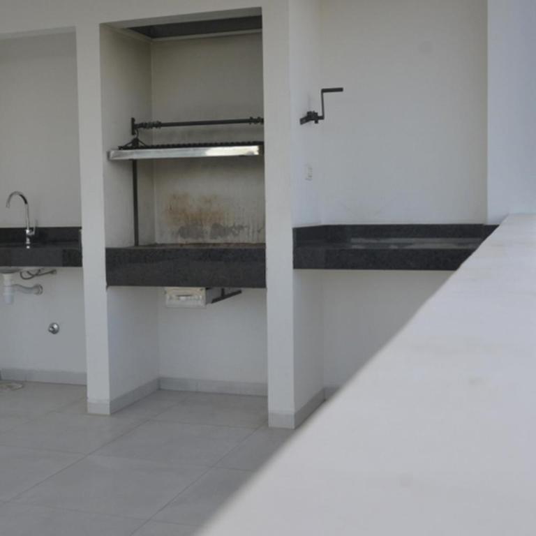 Moderno Departamento de 1 Dormitorio con Garaje, Excelente Ubicación - One-Bedroom Apartment - 35