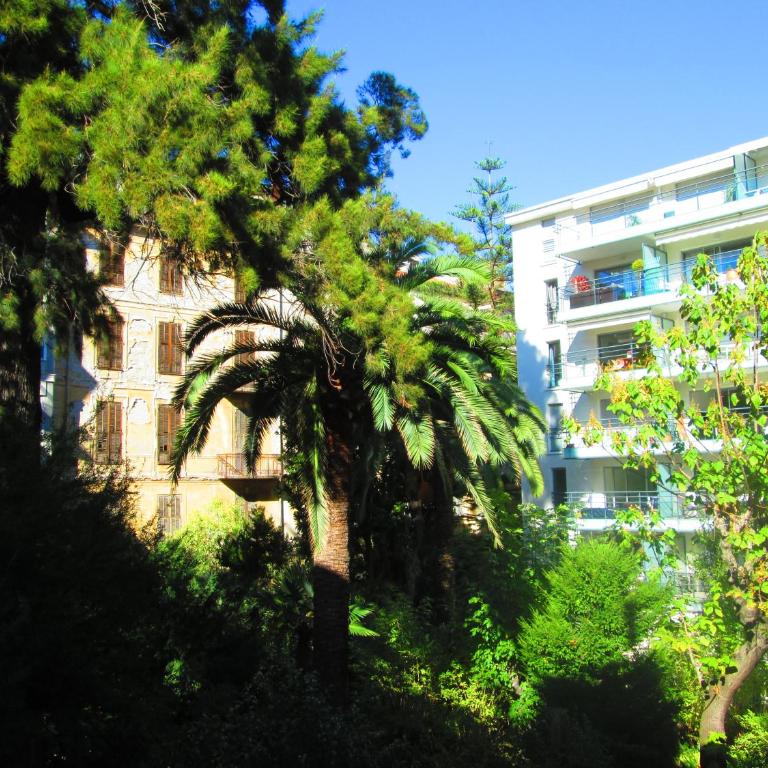 La Maïoun Guesthouse - Lit dans Dortoir Mixte de 8 Lits - 5