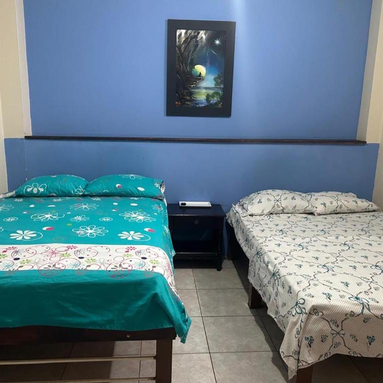 Habitaciones amobladas - Manabí suites - Budget Double Room - 4